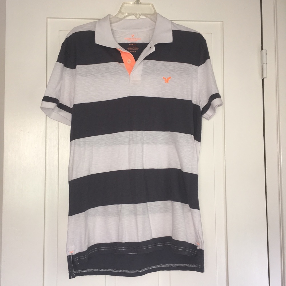 NWOT Boys Slim Fit T-Shirt!!